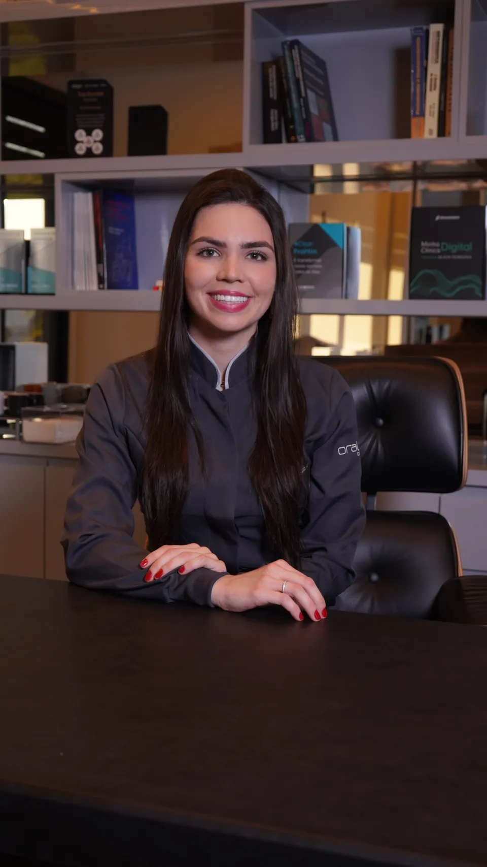 Dra. Rafaella Gualdezi